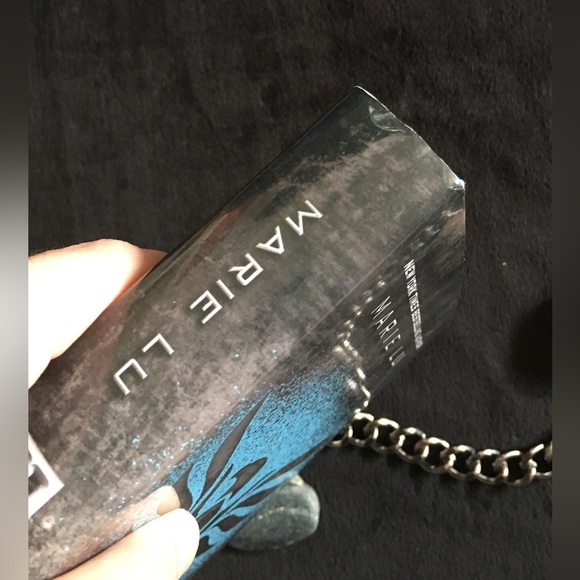 Legend, Prodigy and Champion - Complete Legend Trilogy - By Marie Lu - Hardcover - Picture 13 of 15